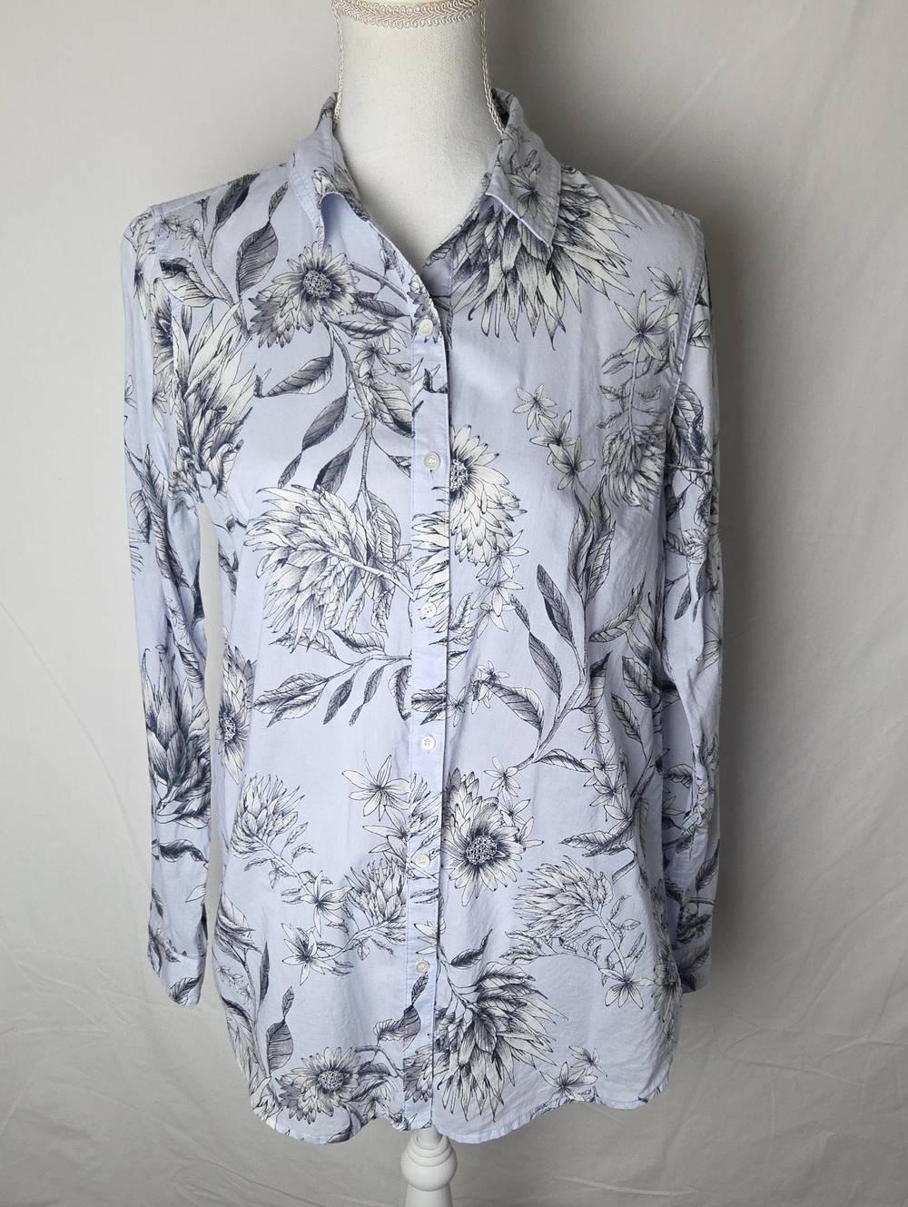 J. McLaughlin Light Blue Floral Button-Up Top M 100% Cotton - Womens Collard